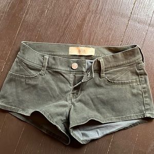 Green Hollister Shorts size 3 womens